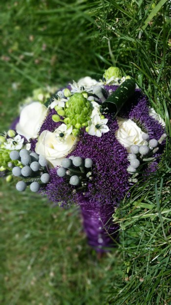 Buchet 8